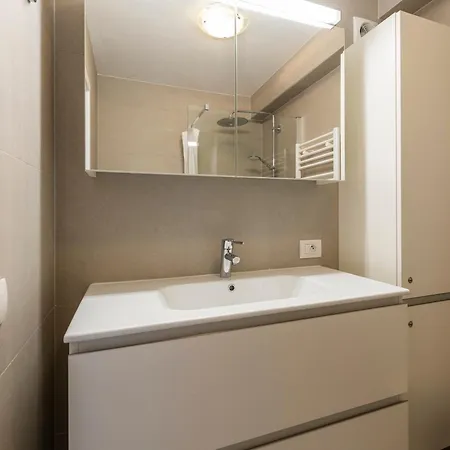 Golvenzang 0601 - 2 Slaapkamers Tot 6p - Prachtig Frontaal Zeezicht Apartament Koksijde